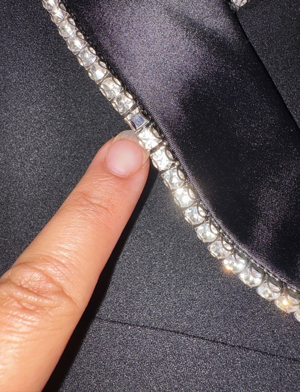 Adrianna Papell Women's Black Crystal Embellished Tuxedo Jumpsuit Size 14 - Picture 13 of 13